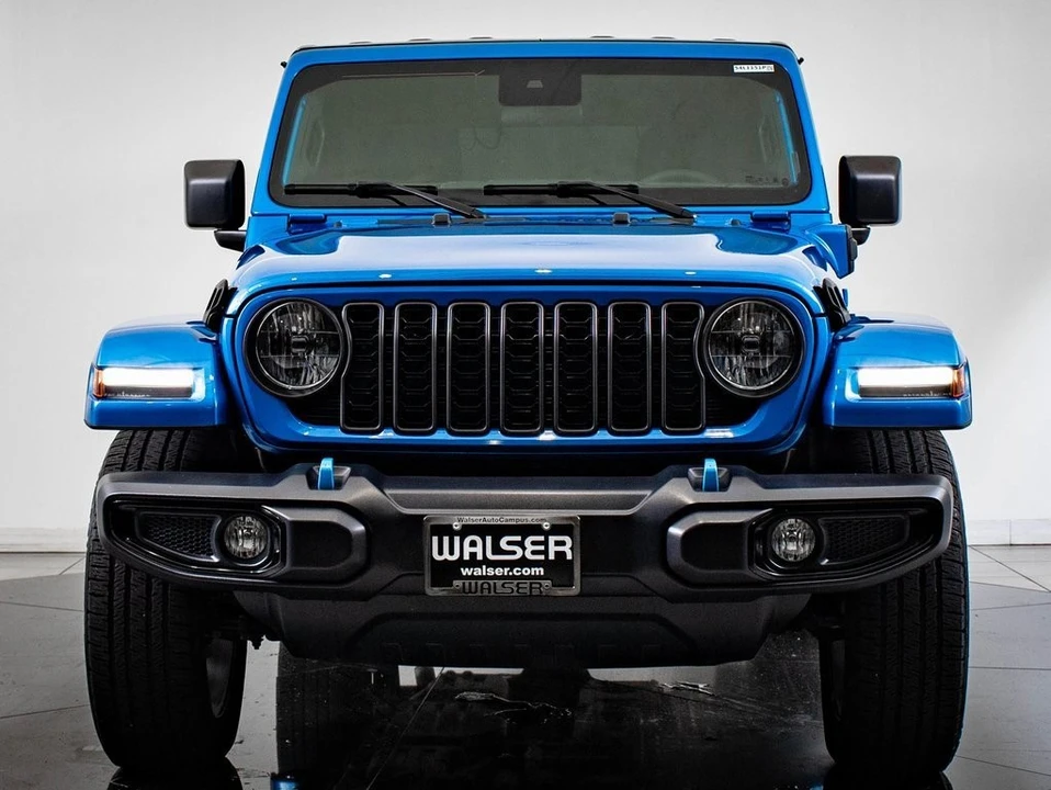 2024 Jeep JL Wrangler - Image 2 of 21
