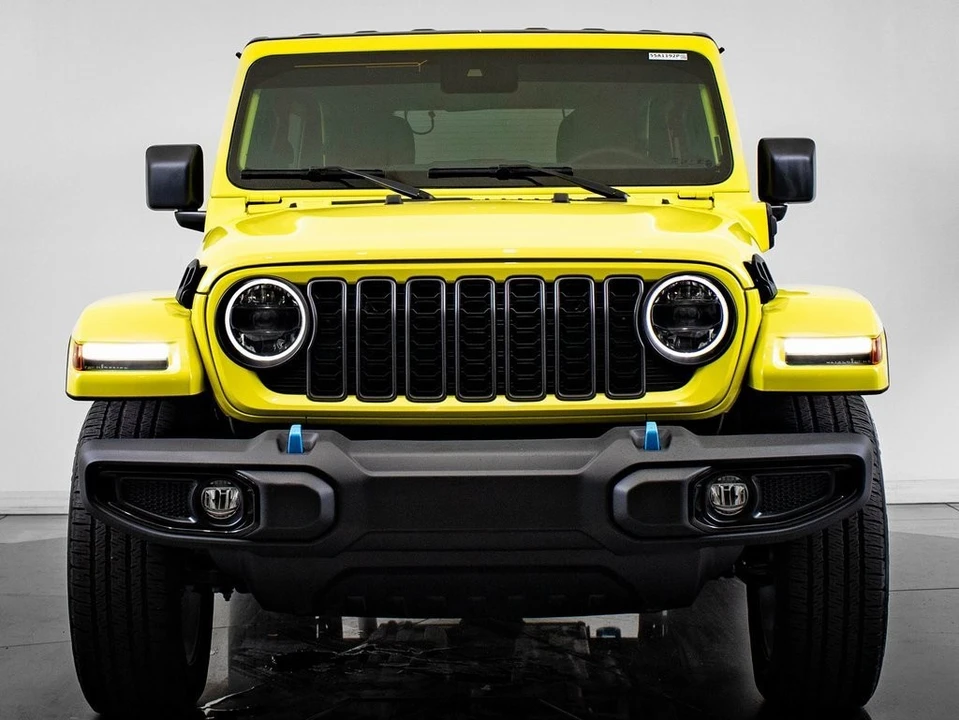 2024 Jeep JL Wrangler - Image 2 of 21