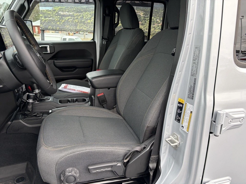 2024 Jeep JL Wrangler - Image 8 of 12