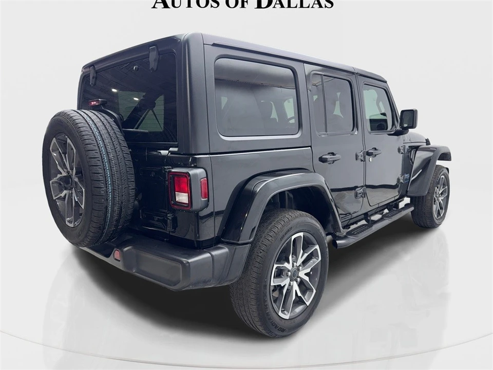 2024 Jeep JL Wrangler - Image 6 of 12