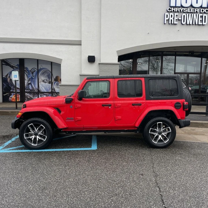 2024 Jeep JL Wrangler - Image 4 of 21