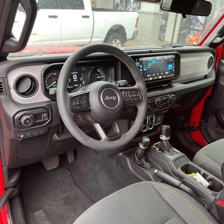 2024 Jeep JL Wrangler - Image 19 of 21