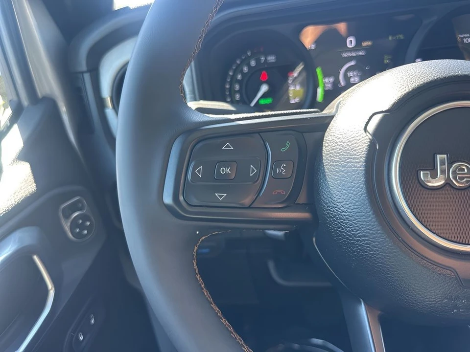 2024 Jeep JL Wrangler - Image 13 of 31