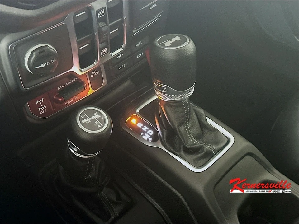 2024 Jeep JL Wrangler - Image 16 of 21