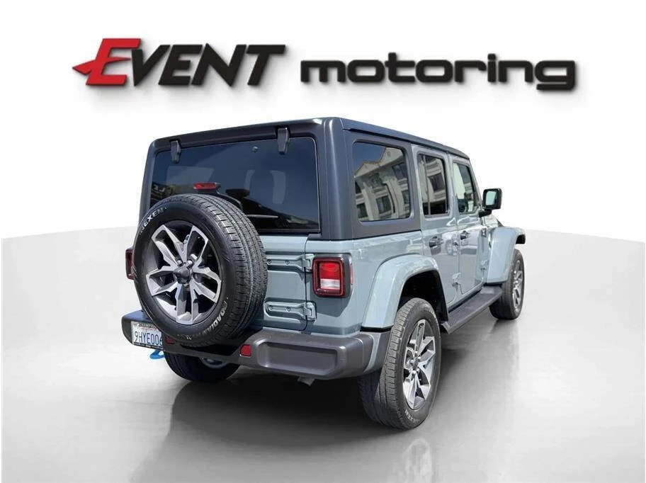 2024 Jeep JL Wrangler - Image 11 of 31