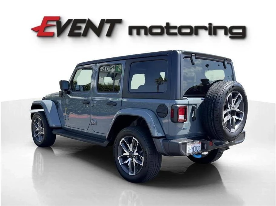 2024 Jeep JL Wrangler - Image 9 of 31