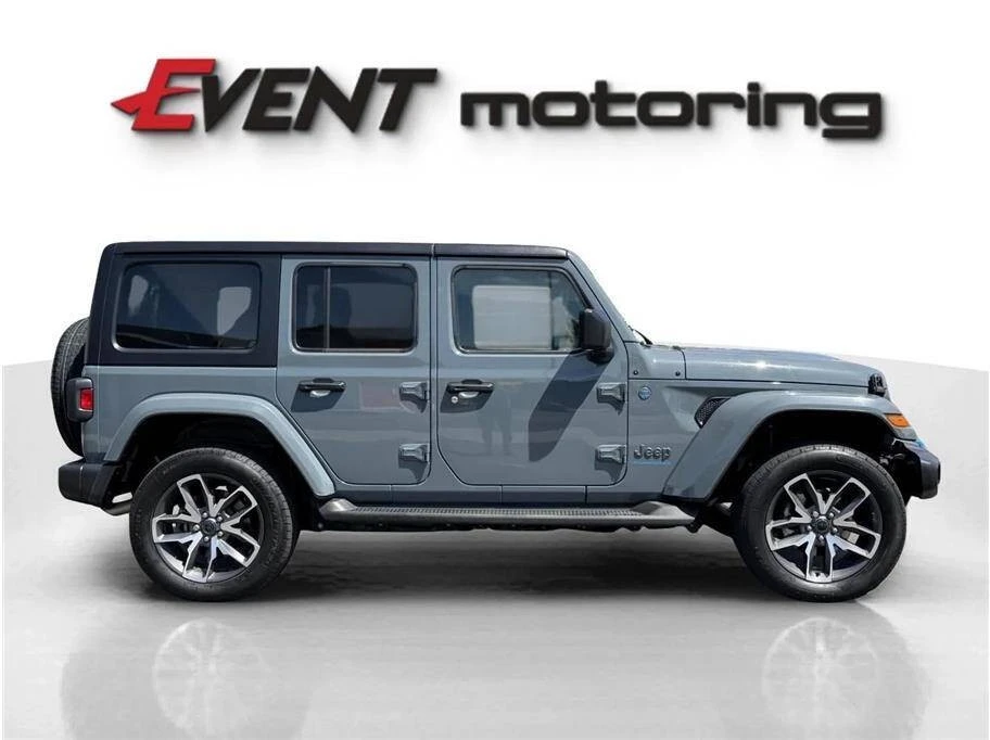 2024 Jeep JL Wrangler - Image 12 of 31