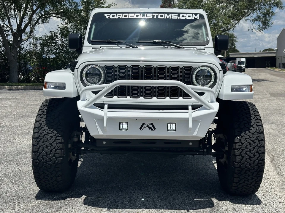 2024 Jeep JL Wrangler - Image 11 of 21