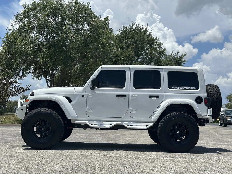 2024 Jeep JL Wrangler - Image 3 of 21