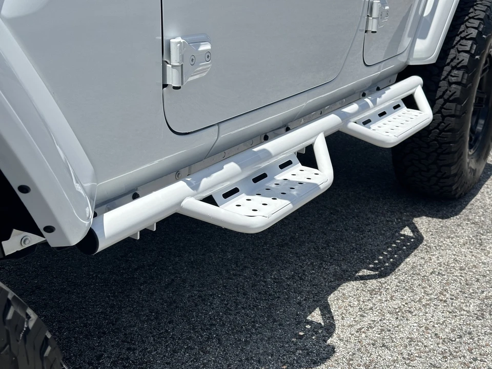 2024 Jeep JL Wrangler - Image 14 of 21