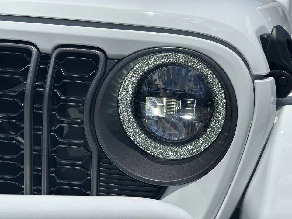 2024 Jeep JL Wrangler - Image 13 of 21