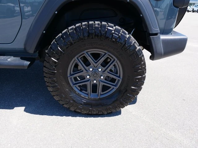 2024 Jeep JL Wrangler - Image 13 of 20