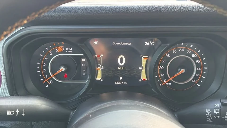 2024 Jeep JL Wrangler - Image 5 of 6