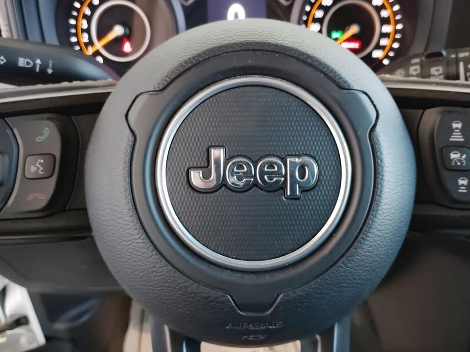 2024 Jeep JL Wrangler - Image 12 of 15