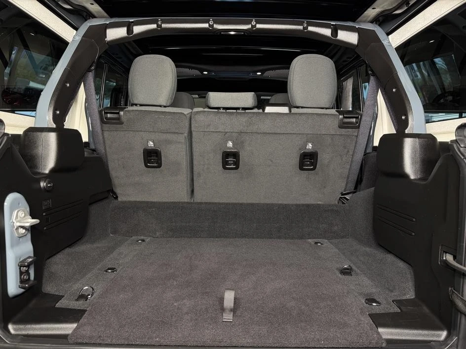 2024 Jeep JL Wrangler - Image 30 of 31