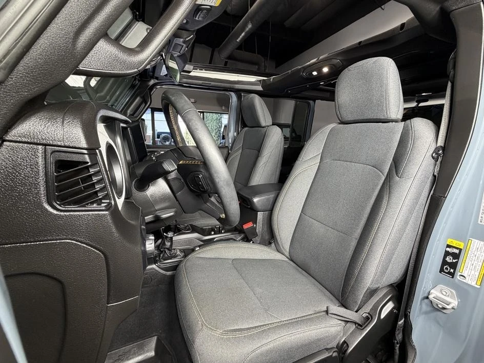 2024 Jeep JL Wrangler - Image 21 of 31