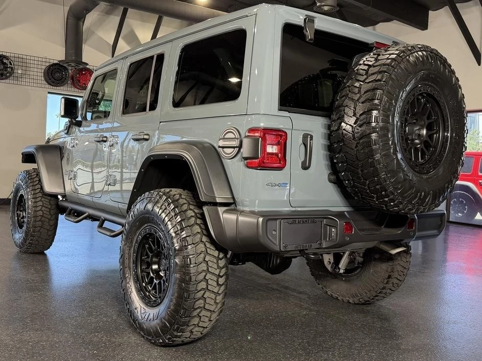 2024 Jeep JL Wrangler - Image 16 of 31
