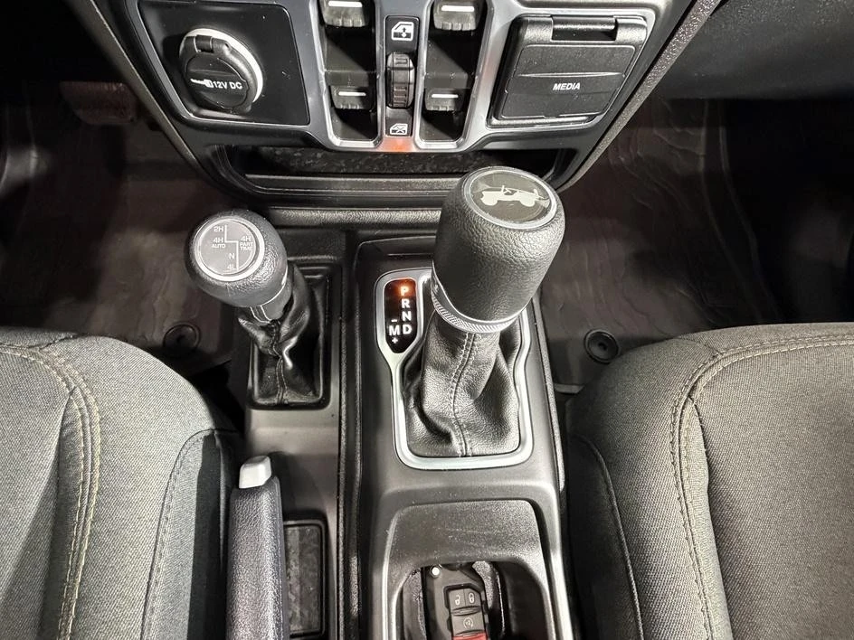2024 Jeep JL Wrangler - Image 28 of 31