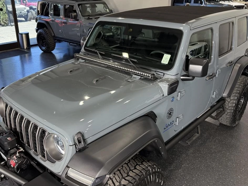 2024 Jeep JL Wrangler - Image 12 of 31