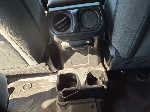 2024 Jeep JL Wrangler - Image 16 of 18