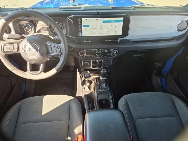 2024 Jeep JL Wrangler - Image 17 of 18