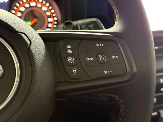 2024 Jeep JL Wrangler - Image 28 of 31