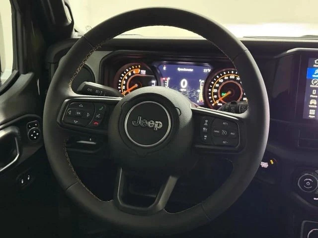 2024 Jeep JL Wrangler - Image 26 of 31