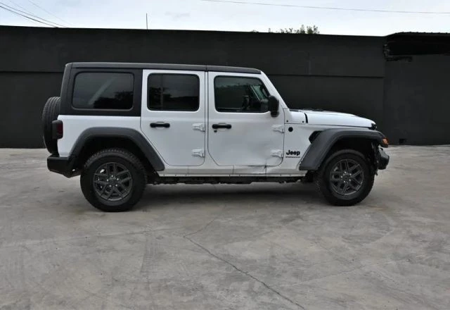 2024 Jeep JL Wrangler - Image 7 of 17