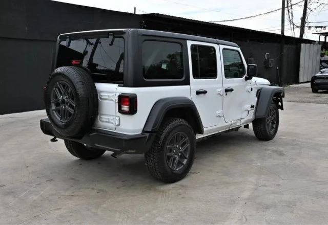 2024 Jeep JL Wrangler - Image 3 of 17