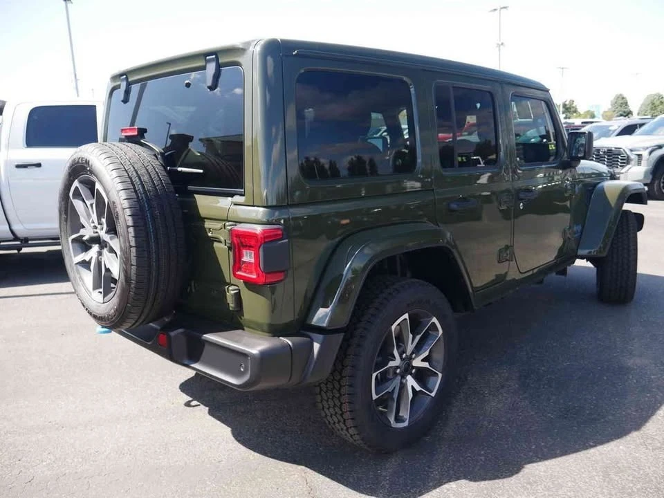2024 Jeep JL Wrangler - Image 12 of 19