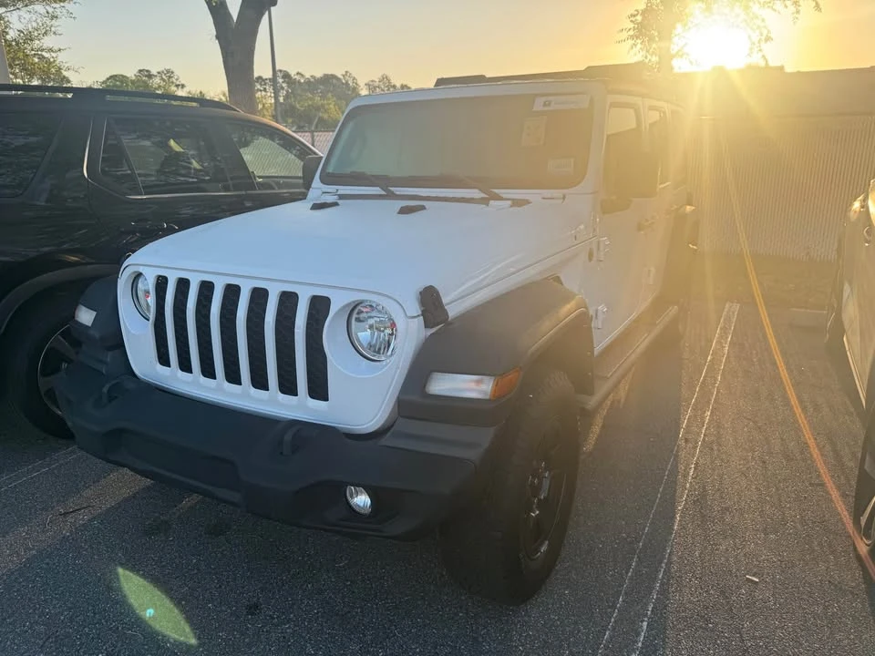 2024 Jeep JL Wrangler - Image 2 of 6