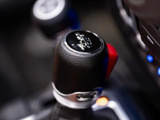 2024 Jeep JL Wrangler - Image 17 of 31
