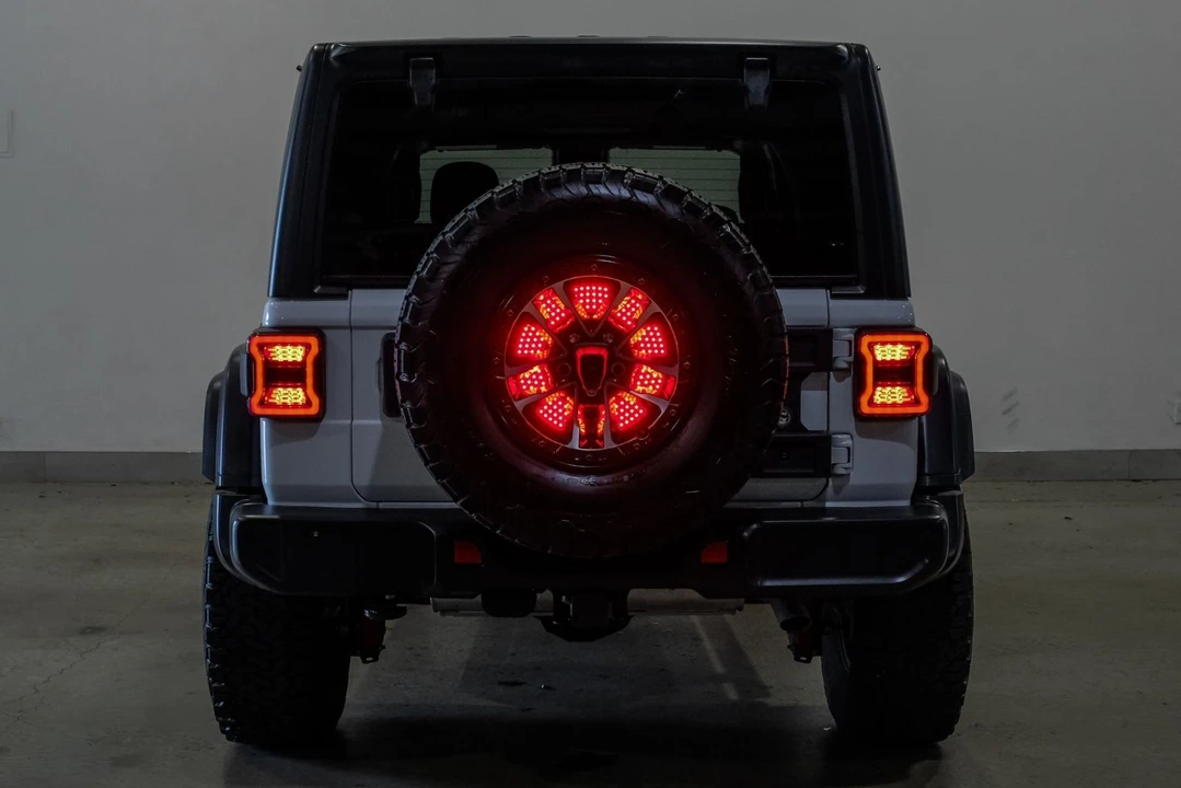 2024 Jeep JL Wrangler - Image 11 of 12