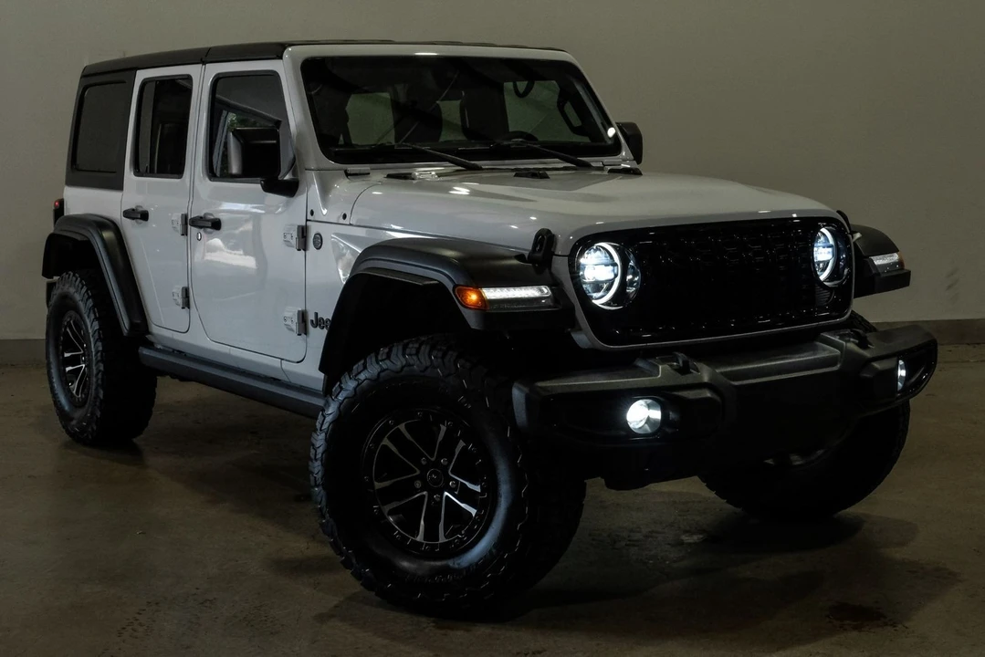2024 Jeep JL Wrangler - Image 8 of 12