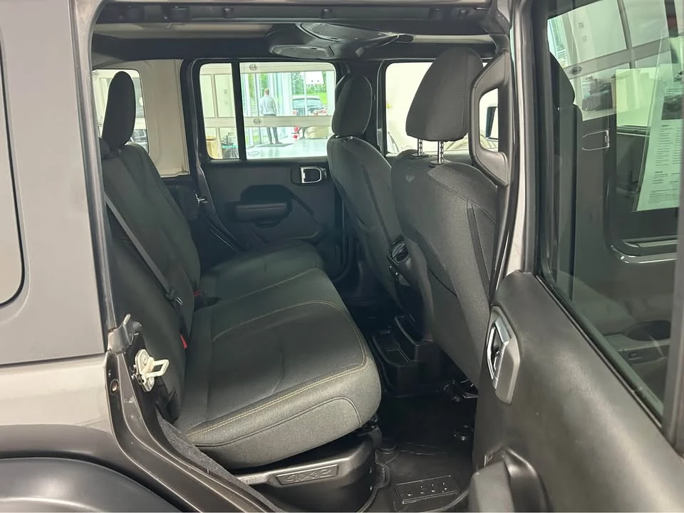 2024 Jeep JL Wrangler - Image 18 of 20
