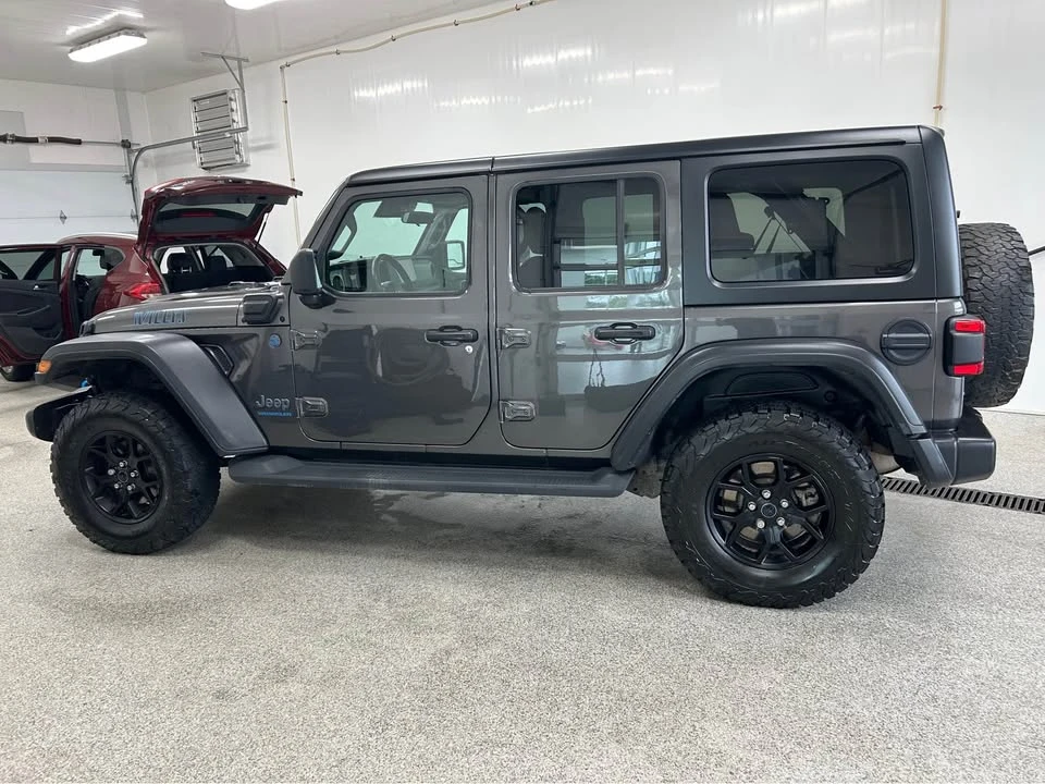 2024 Jeep JL Wrangler - Image 3 of 20