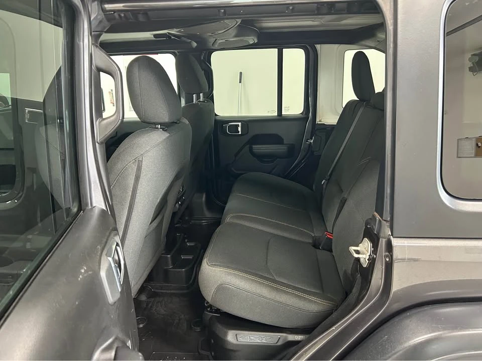 2024 Jeep JL Wrangler - Image 15 of 20