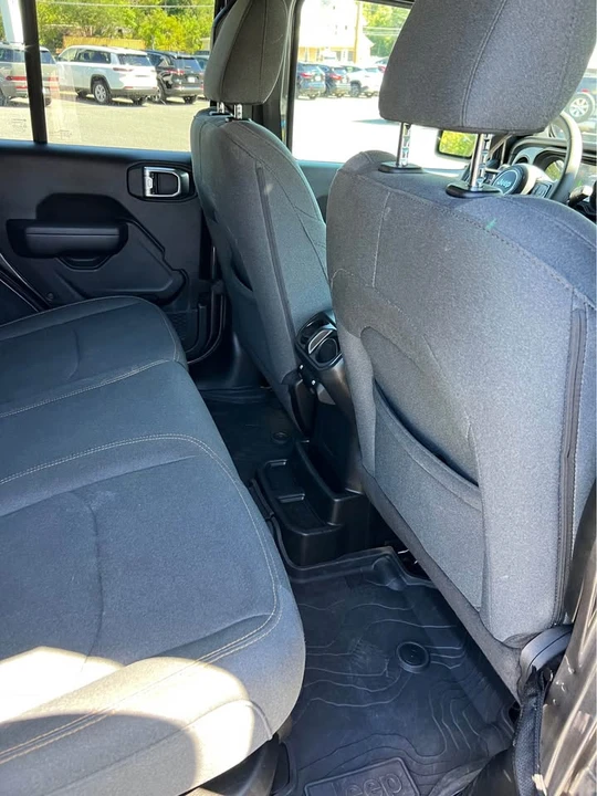 2024 Jeep JL Wrangler - Image 10 of 10