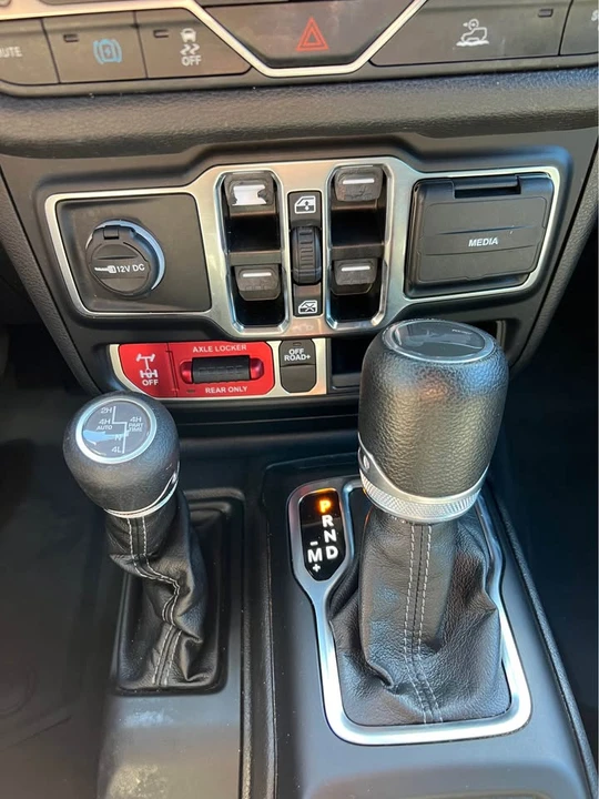2024 Jeep JL Wrangler - Image 6 of 10