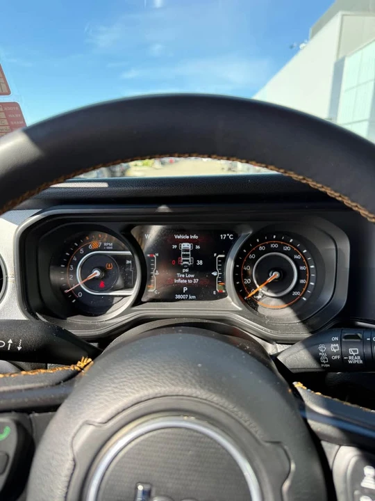 2024 Jeep JL Wrangler - Image 7 of 8