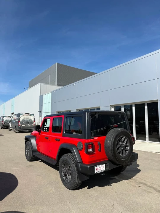 2024 Jeep JL Wrangler - Image 3 of 8