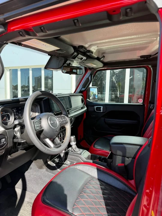 2024 Jeep JL Wrangler - Image 6 of 8
