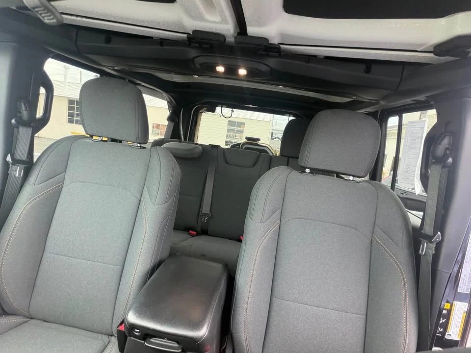 2024 Jeep JL Wrangler - Image 11 of 11
