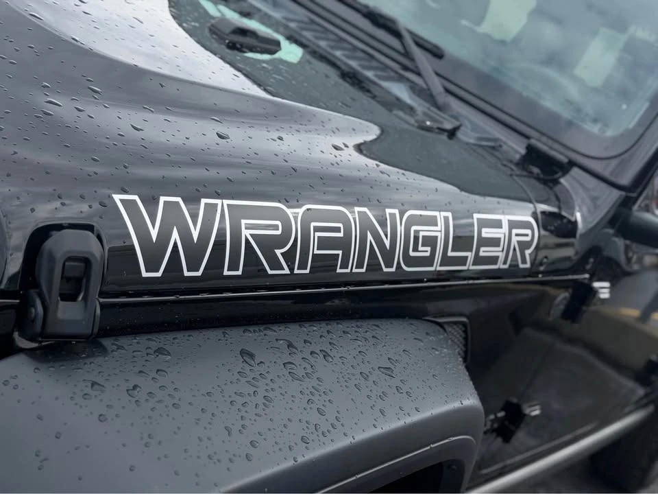 2024 Jeep JL Wrangler - Image 2 of 11