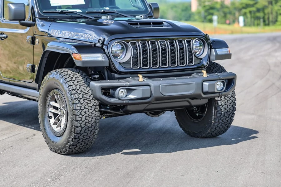 2024 Jeep JL Wrangler - Image 23 of 31
