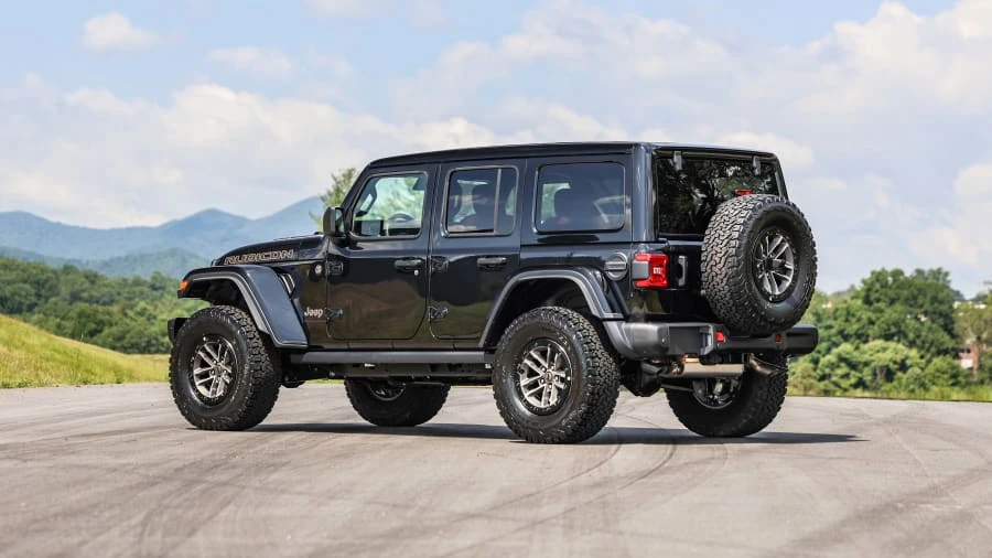2024 Jeep JL Wrangler - Image 2 of 31
