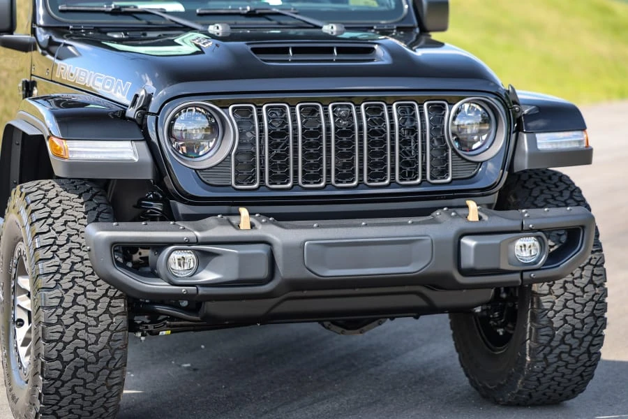 2024 Jeep JL Wrangler - Image 15 of 31