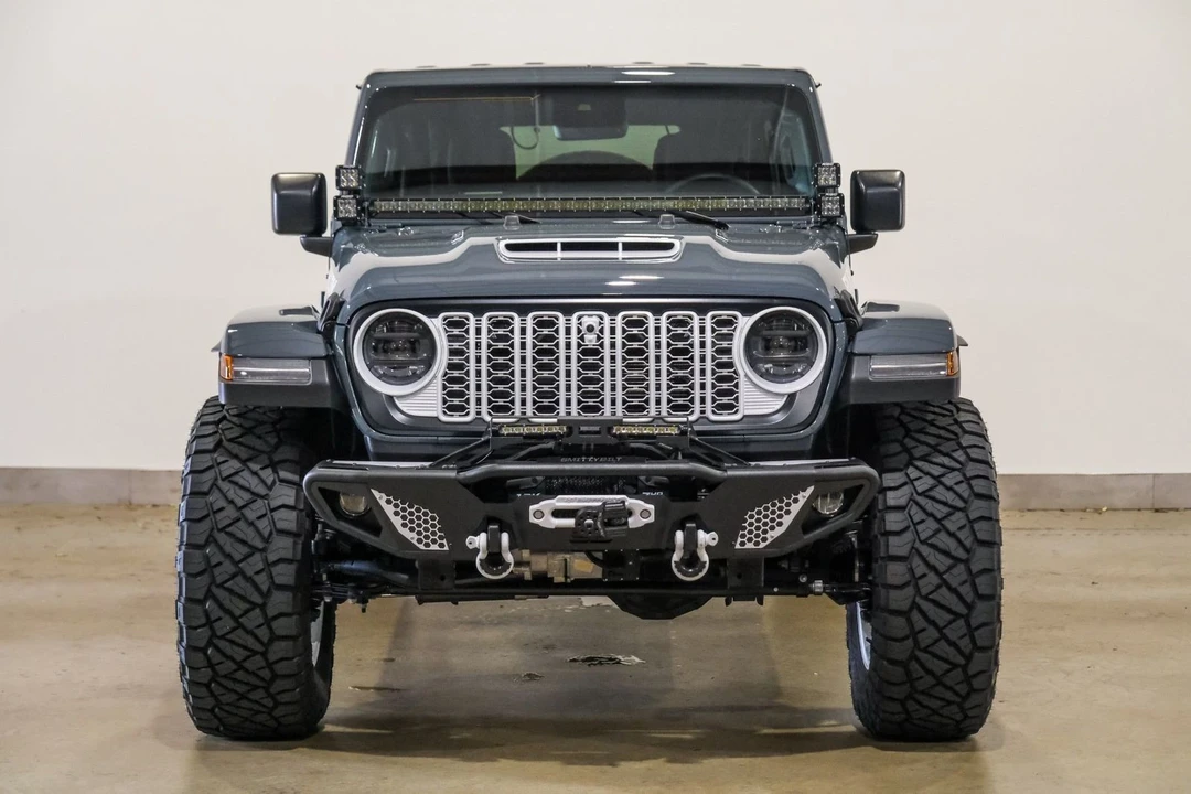 2024 Jeep JL Wrangler - Image 2 of 12