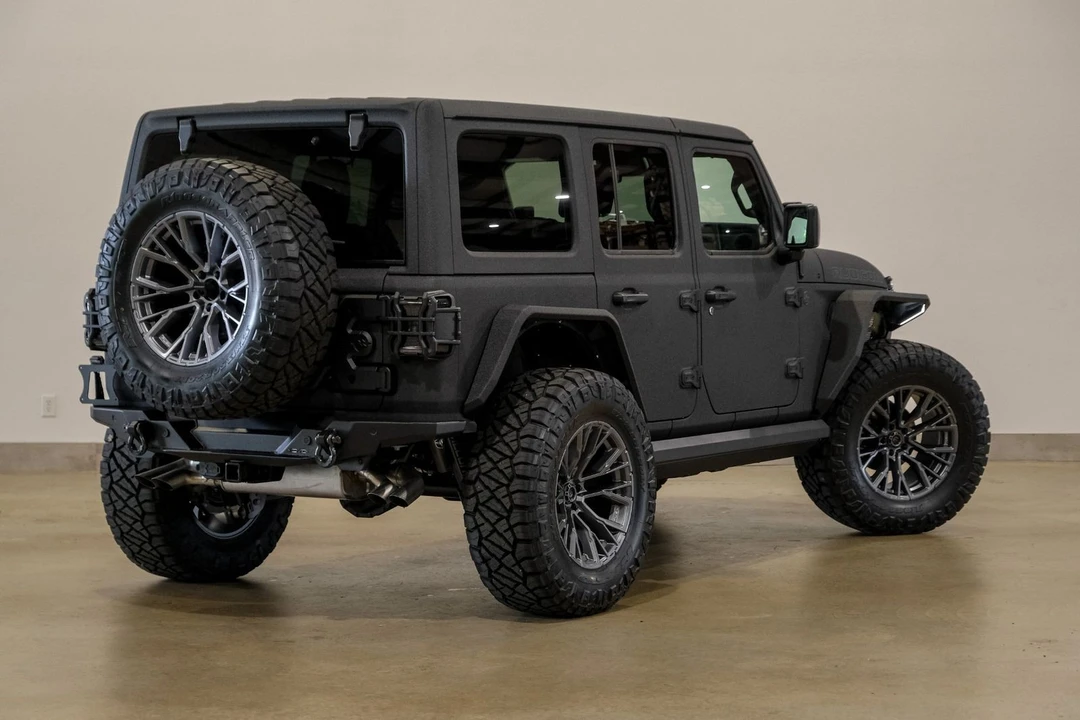 2024 Jeep JL Wrangler - Image 8 of 12