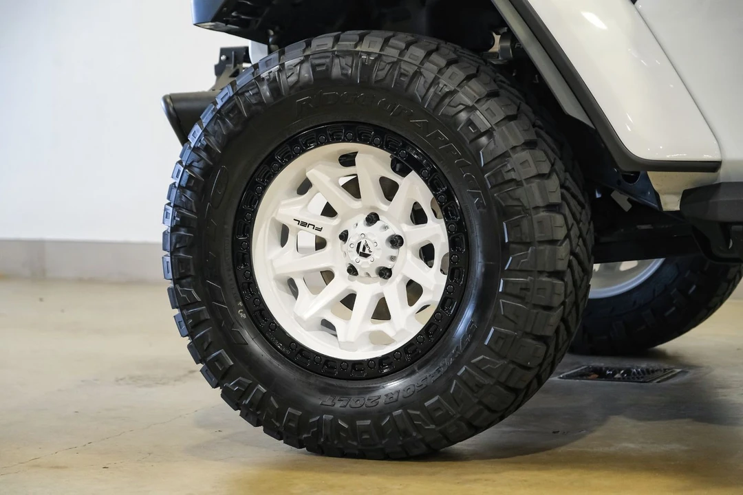 2024 Jeep JL Wrangler Rubicon 392 - Image 10 of 12